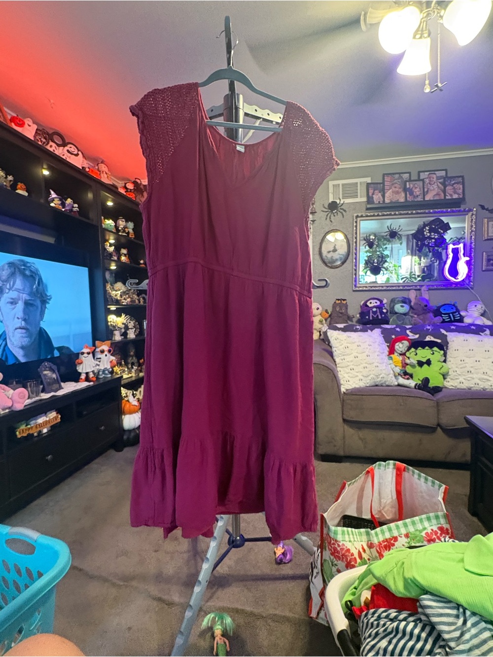 Old Navy Burgundy Tiered Cap-Sleeve Midi Dress